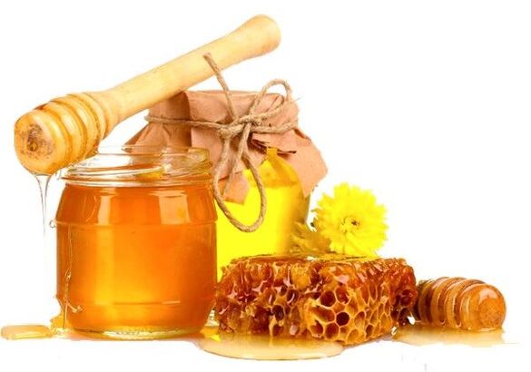 Το μέλι στην καθημερινή διατροφή ενός άνδρα βοηθά στην αύξηση της ισχύος